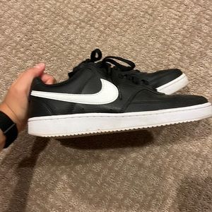 Nike sneakers lightly worn
